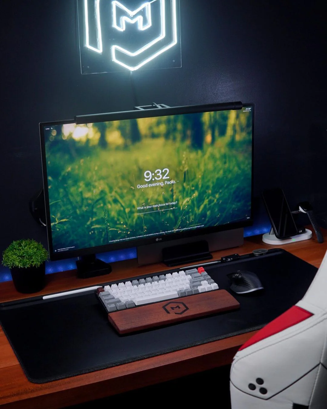 ZEERA 5-in-1 Desktop MagSafe Charger Stand for iPhone & AirPods & Apple Watch - Image 6