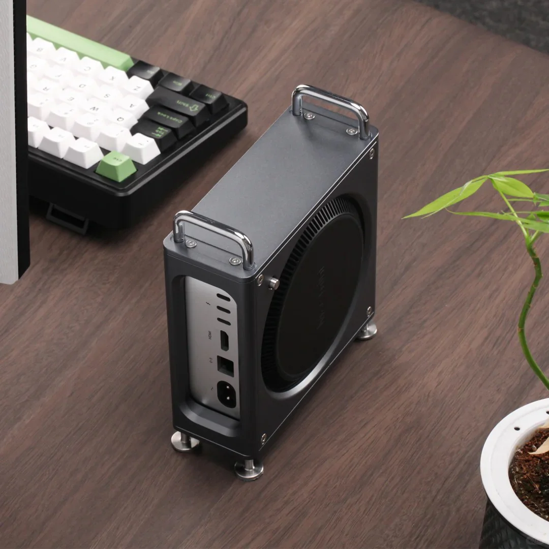 ZEERA MacForge Gen1: CNC Aluminum Cooling Case for Mac Mini M4 & M4 Pro with Mac Pro Enclosure Design - Image 6